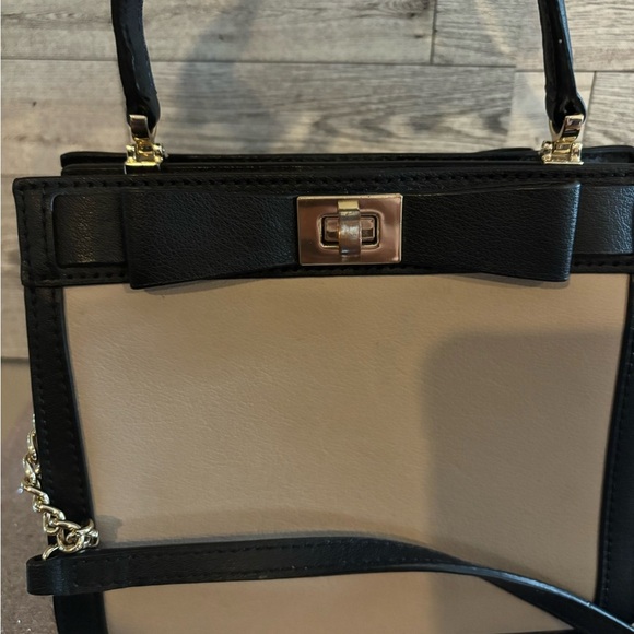 Kate Spade Mayfair Mini Tullie Bow Leather Crossbody Beige w/ Black Trim - Picture 5 of 11